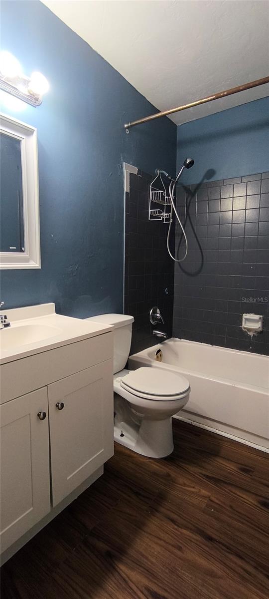 PHOENIX SUB NAPIER GRT - Residential Lease