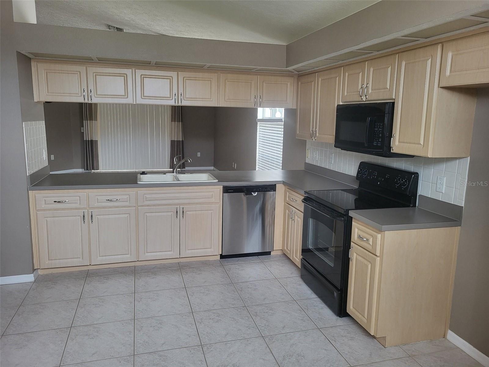 SABALWOOD AT RIVER RIDGE PH 02 - Residential