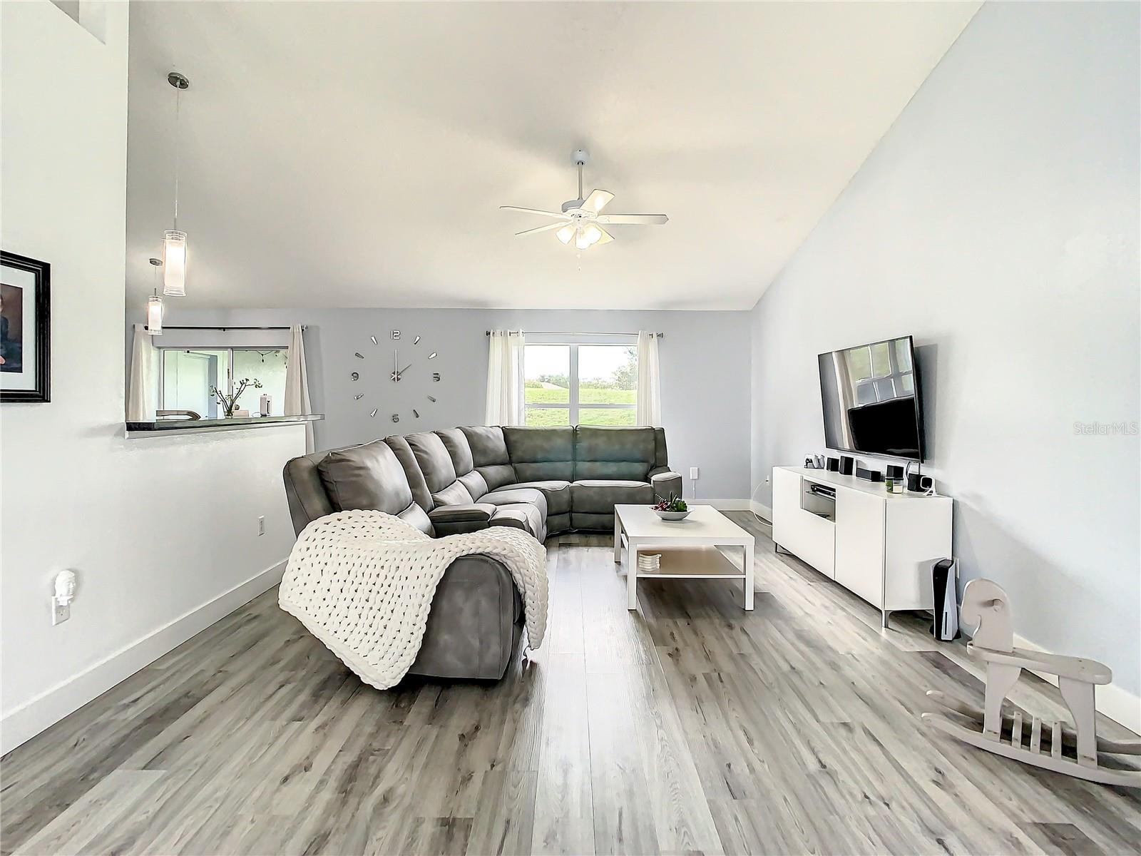 LAKE JACKSON RIDGE - Residential