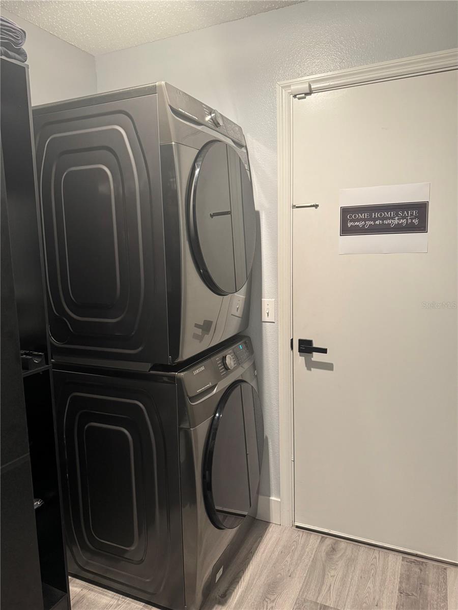 LAKE JACKSON RIDGE - Residential