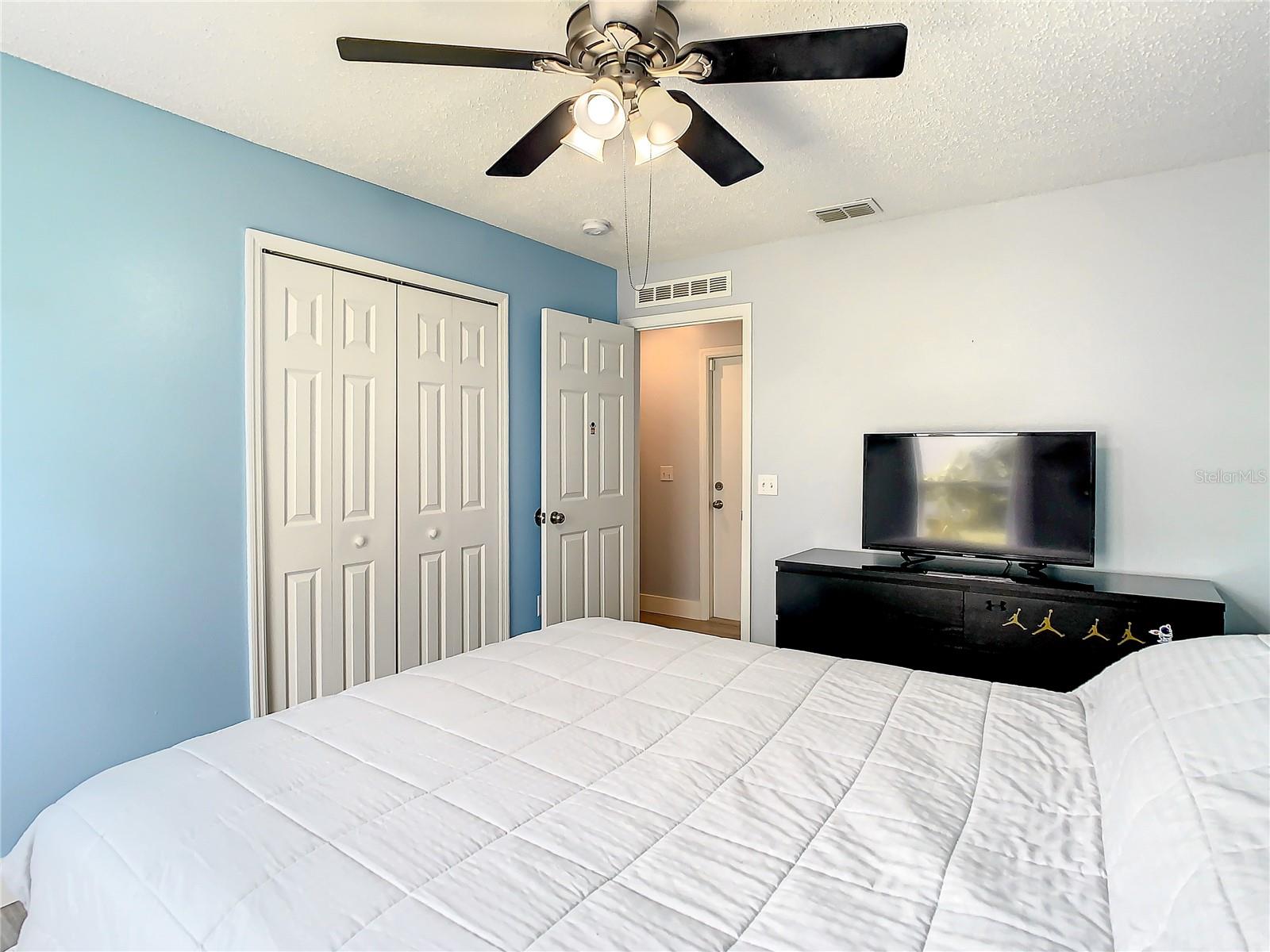 LAKE JACKSON RIDGE - Residential