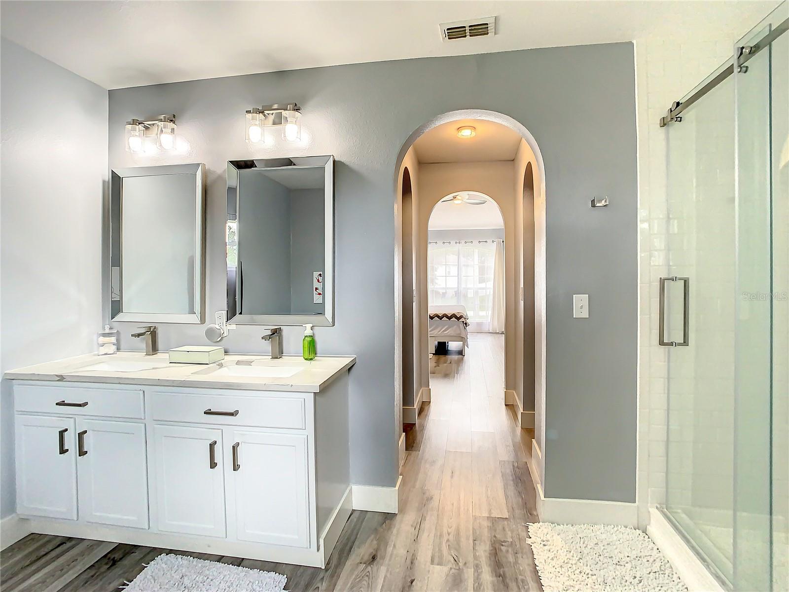 LAKE JACKSON RIDGE - Residential