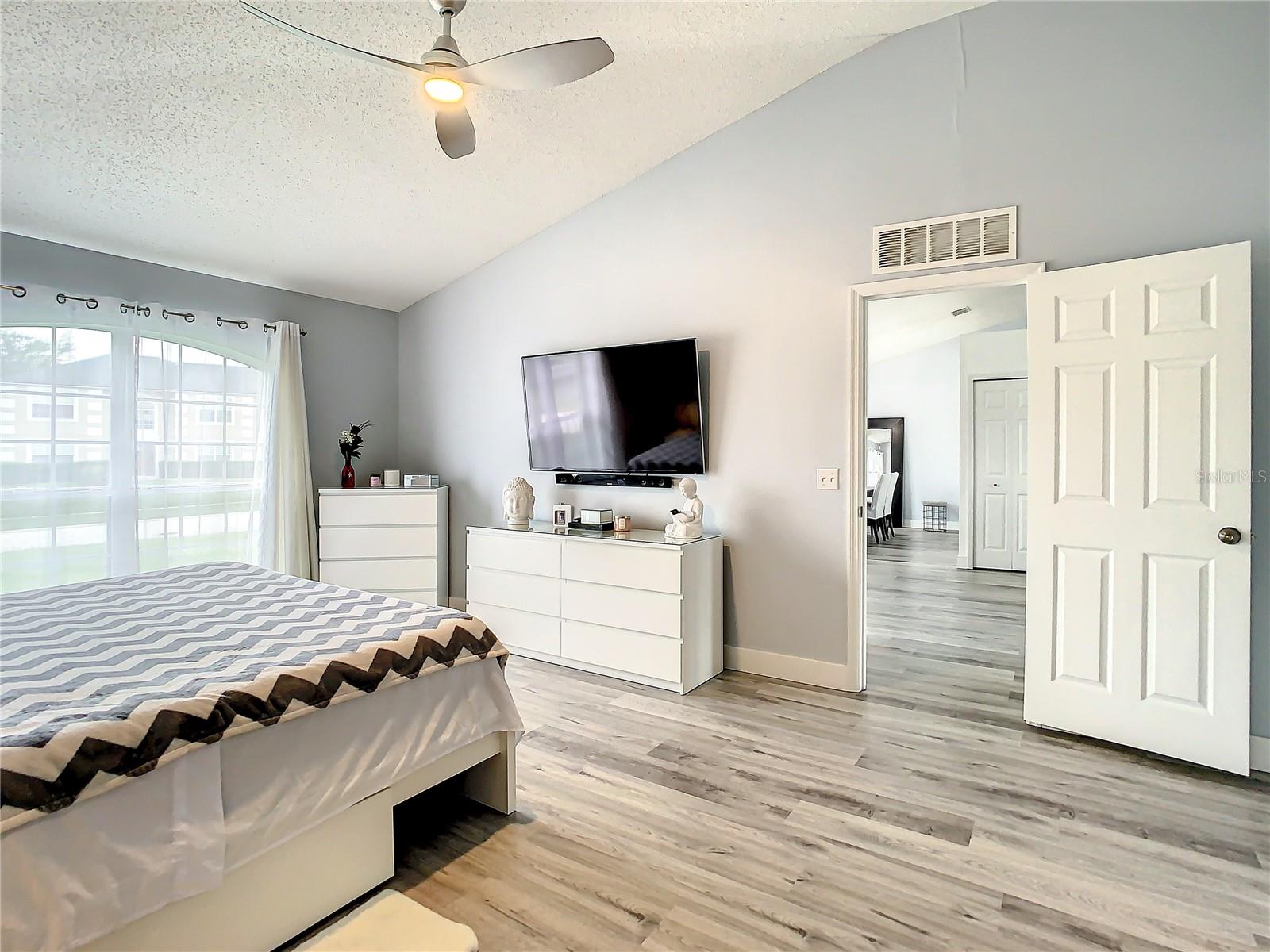 LAKE JACKSON RIDGE - Residential