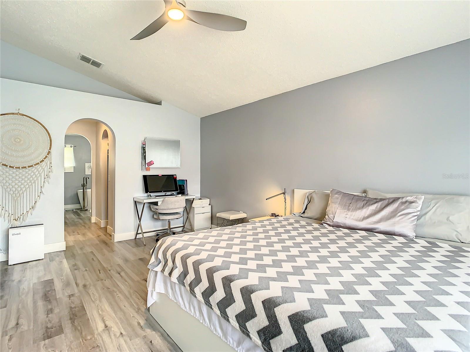 LAKE JACKSON RIDGE - Residential