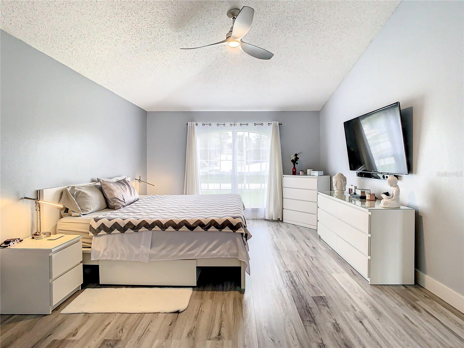 LAKE JACKSON RIDGE - Residential