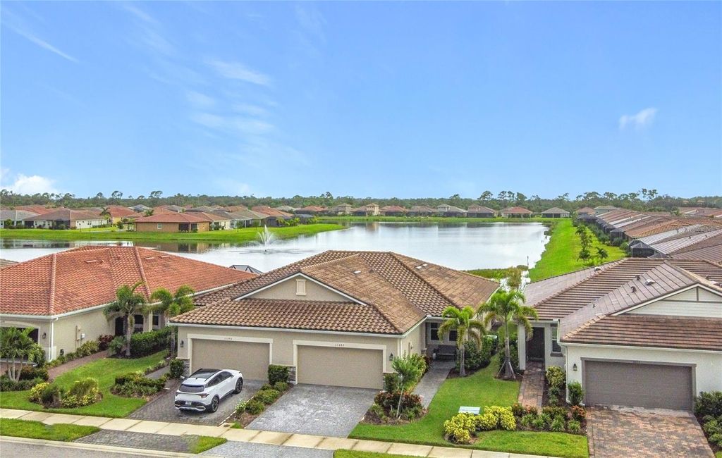 Photo of 11682 Sistine Lane, Venice, FL 34293 (MLS # N6140315)