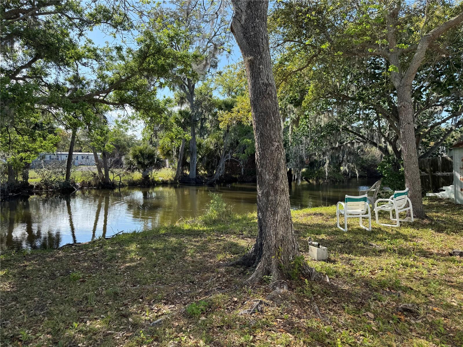 COMMONWEALTH - Residential