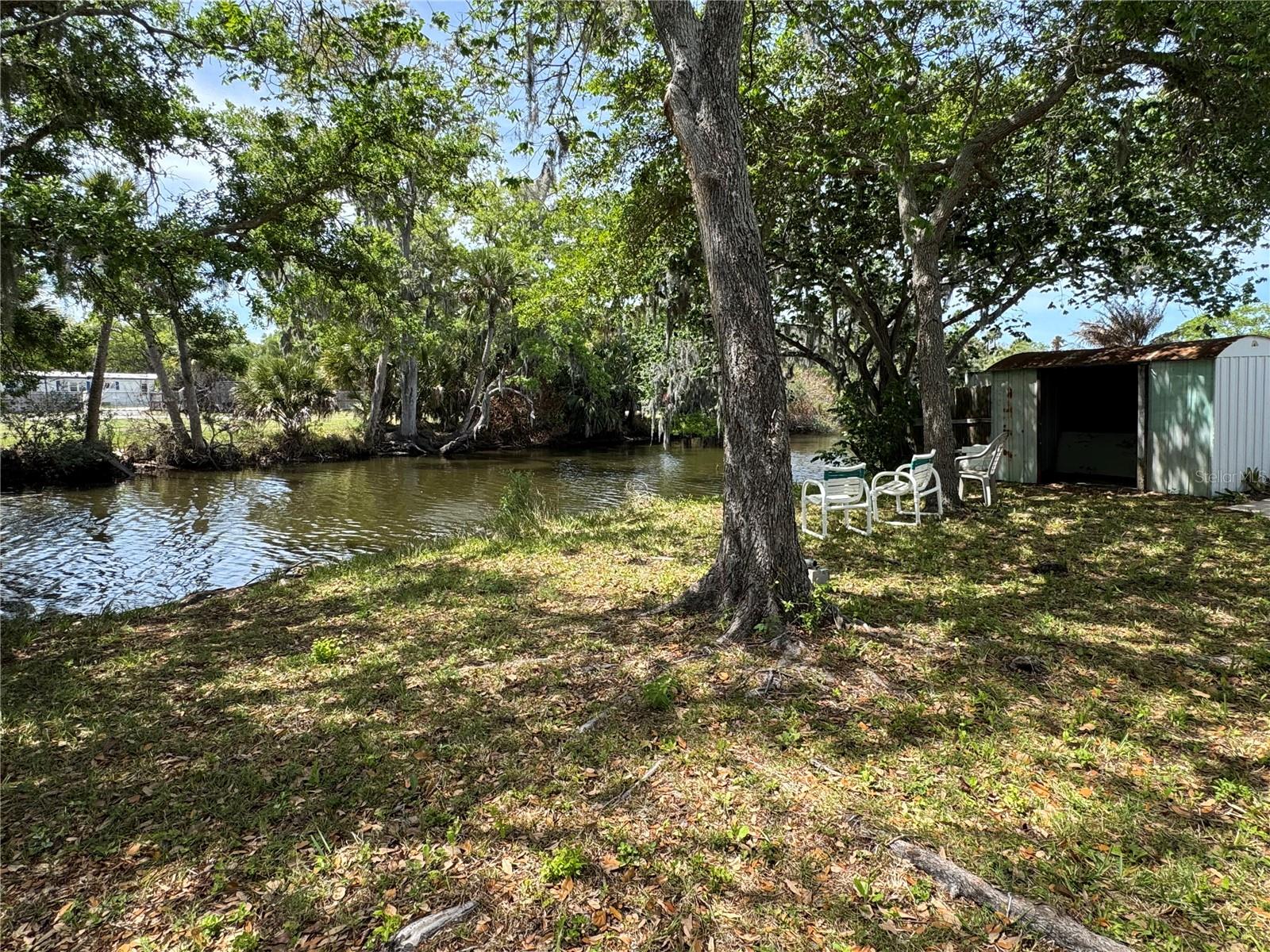 COMMONWEALTH - Residential