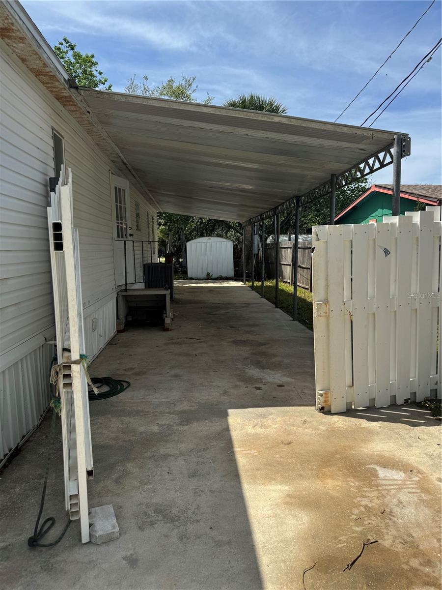 COMMONWEALTH - Residential