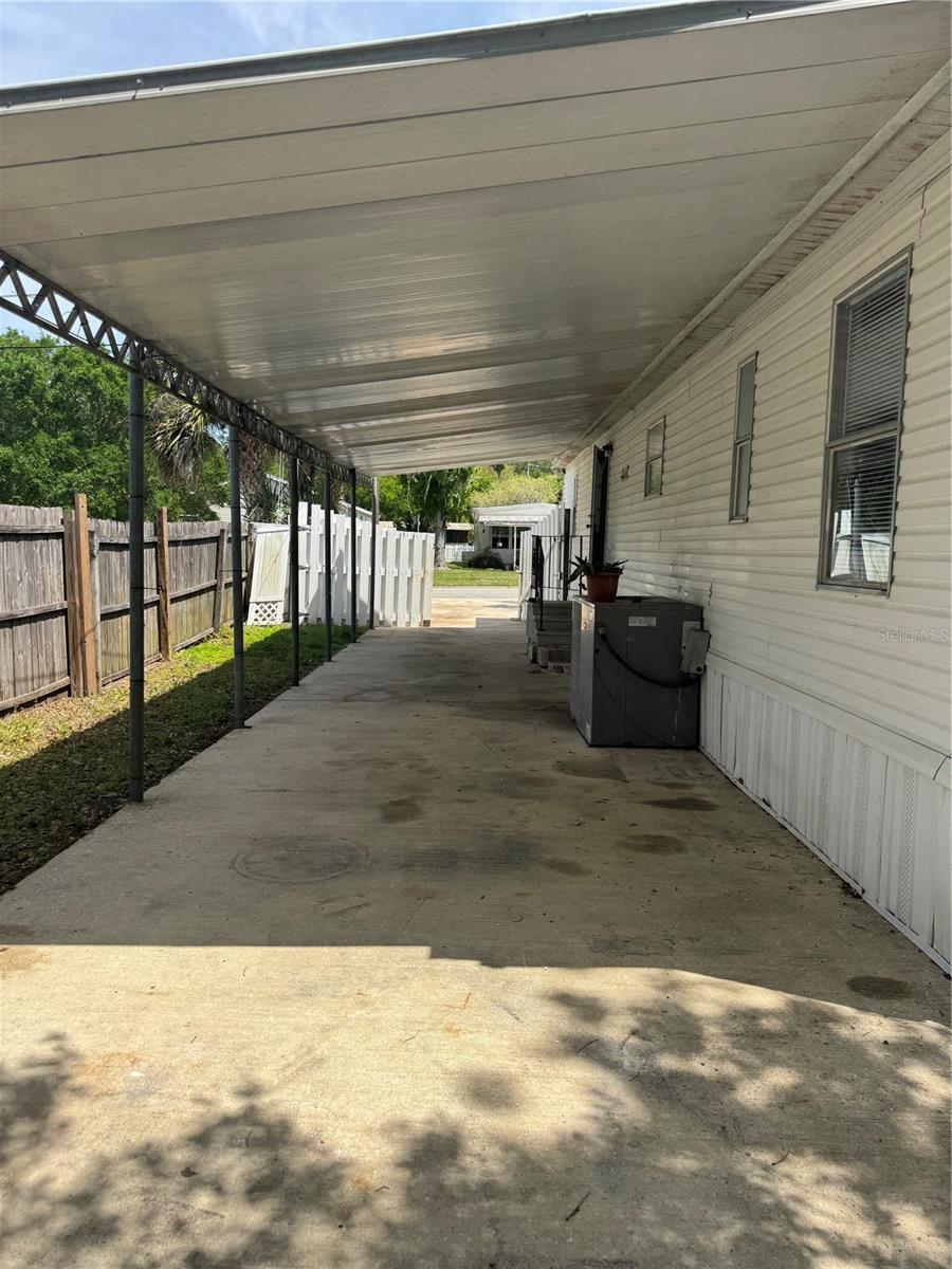 COMMONWEALTH - Residential