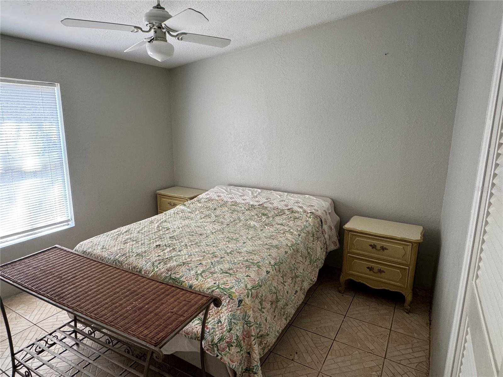 COMMONWEALTH - Residential