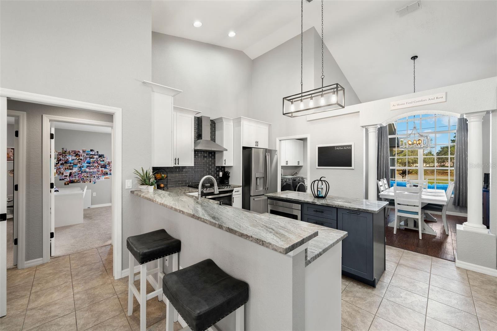 ROYAL HIGHLANDS - Residential