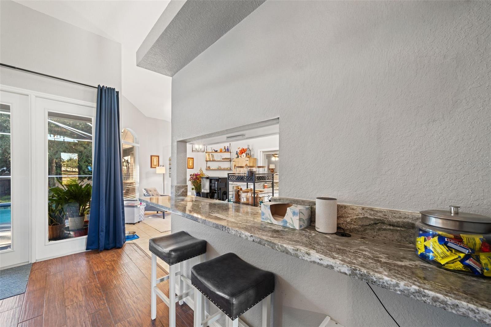 ROYAL HIGHLANDS - Residential