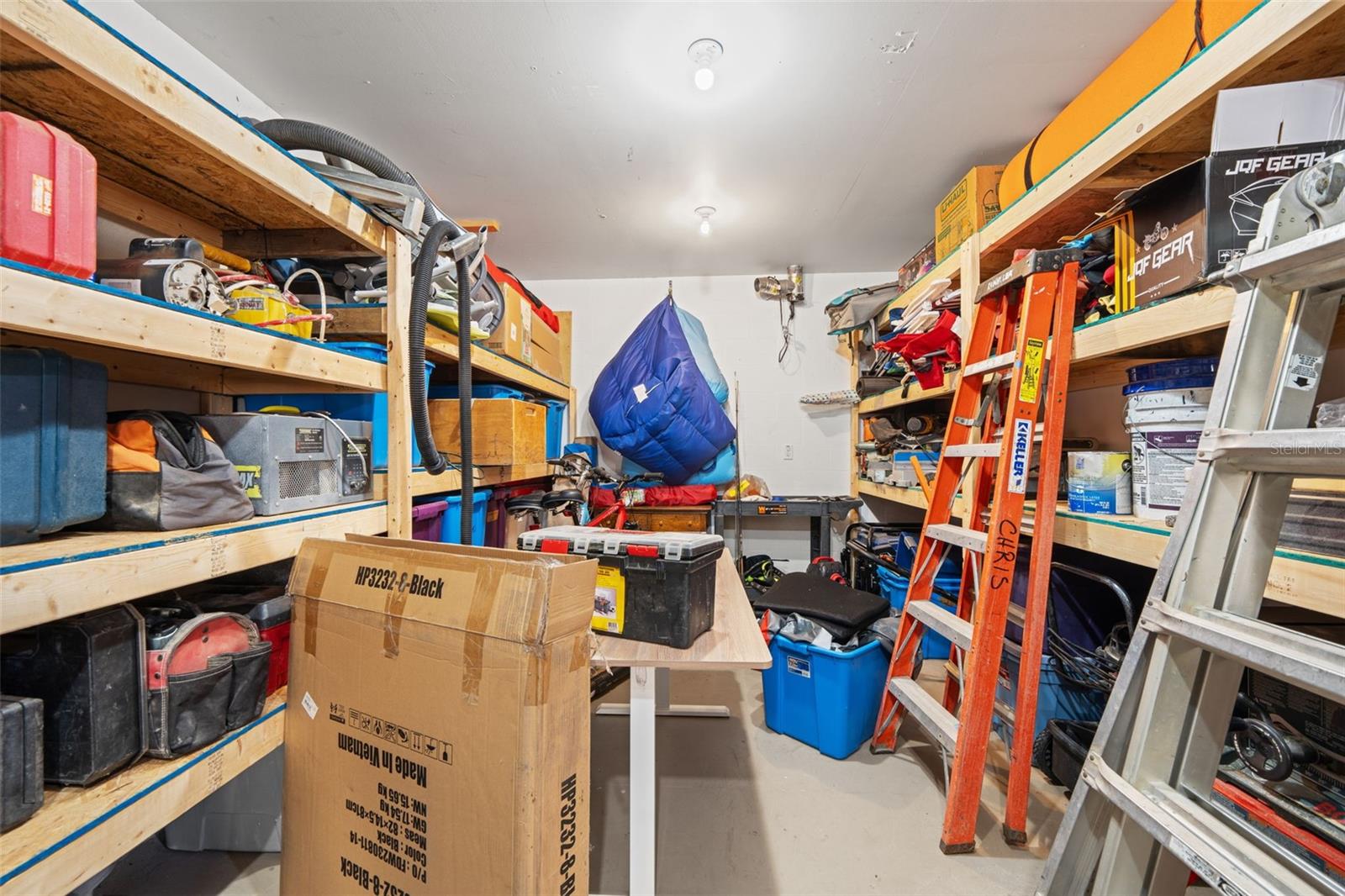 ROYAL HIGHLANDS - Residential