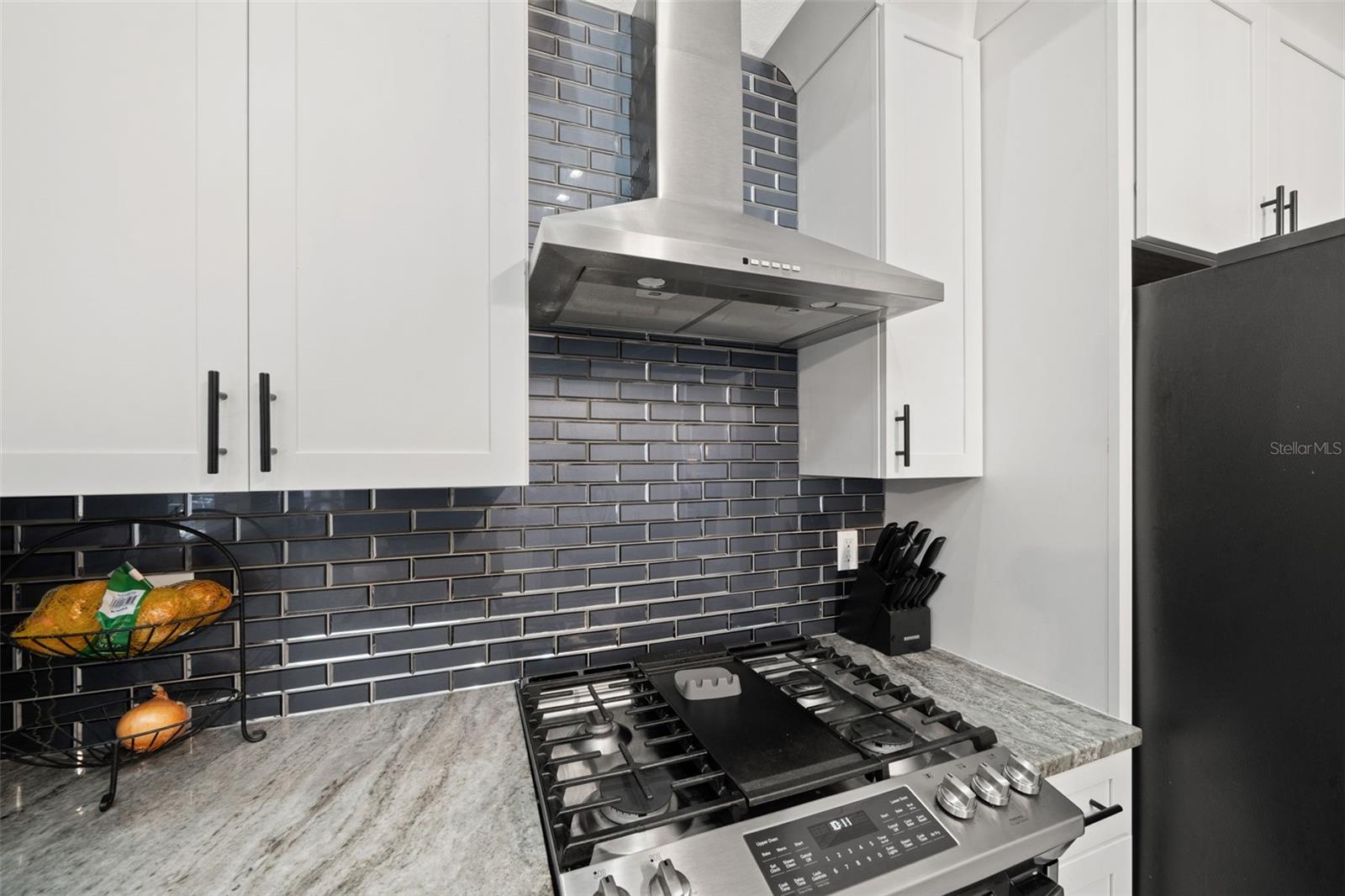 ROYAL HIGHLANDS - Residential