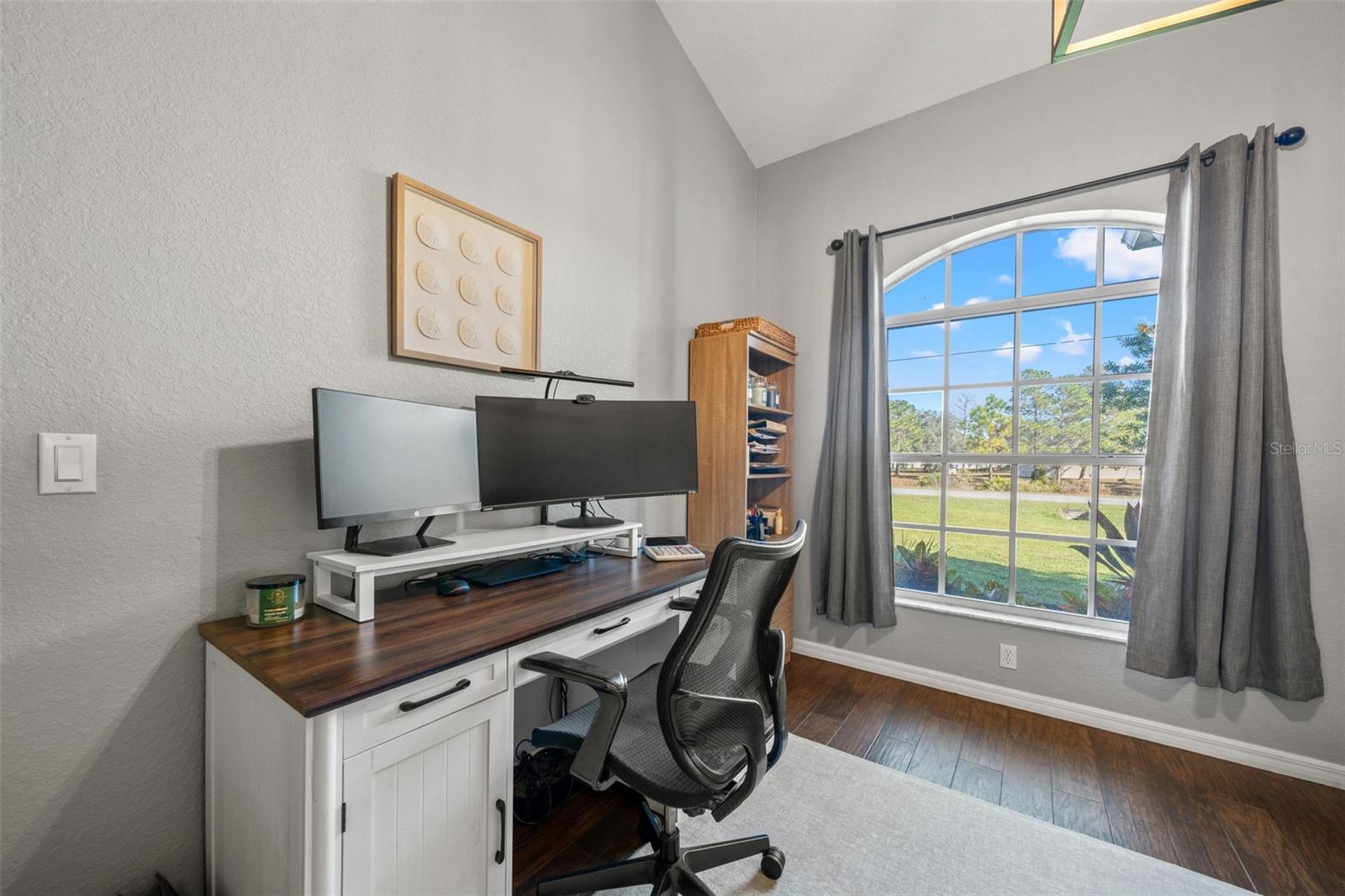 ROYAL HIGHLANDS - Residential