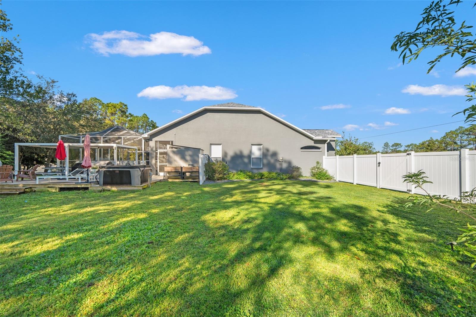 ROYAL HIGHLANDS - Residential