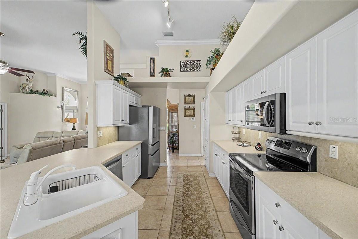 BREAKAWAY TRAIL PH 02 - Residential