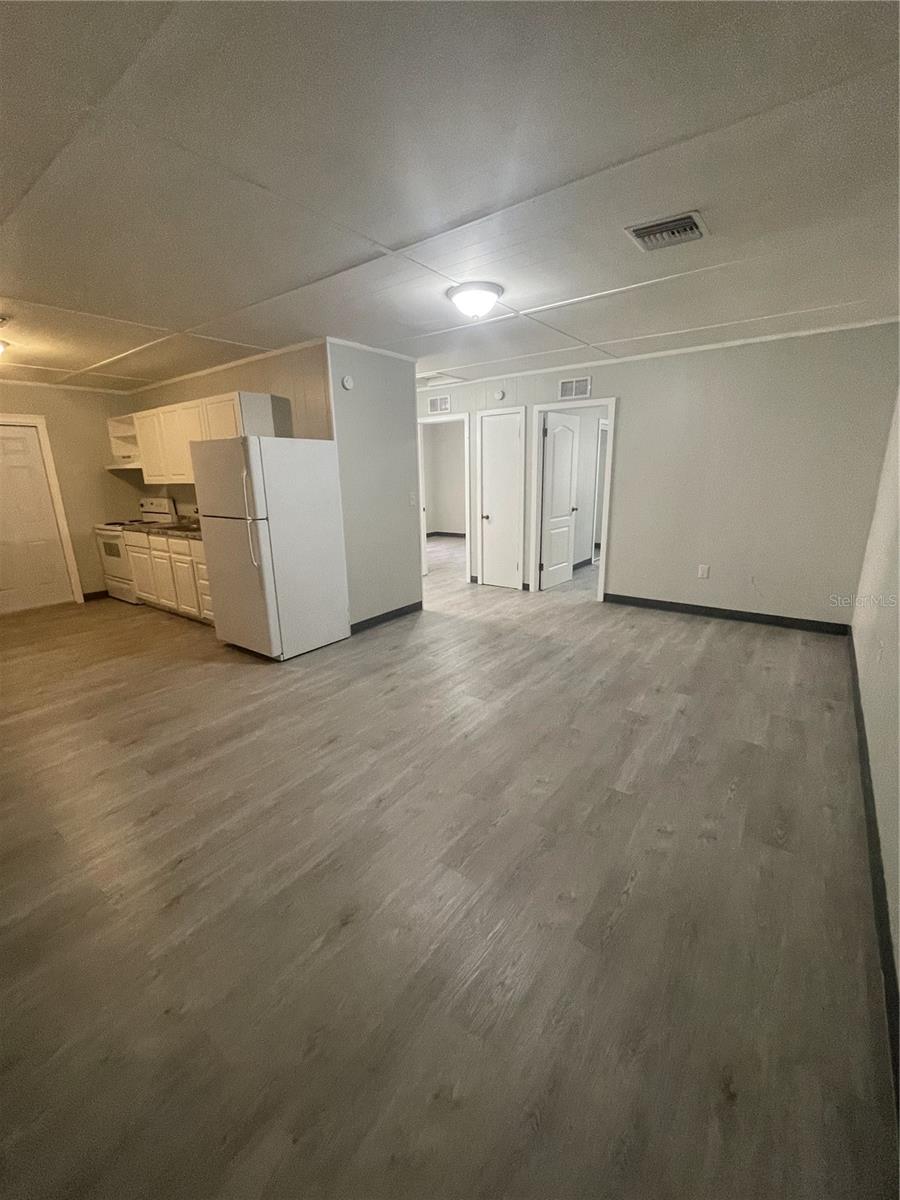 LEESBURG LINCOLN PLACE - Residential Income