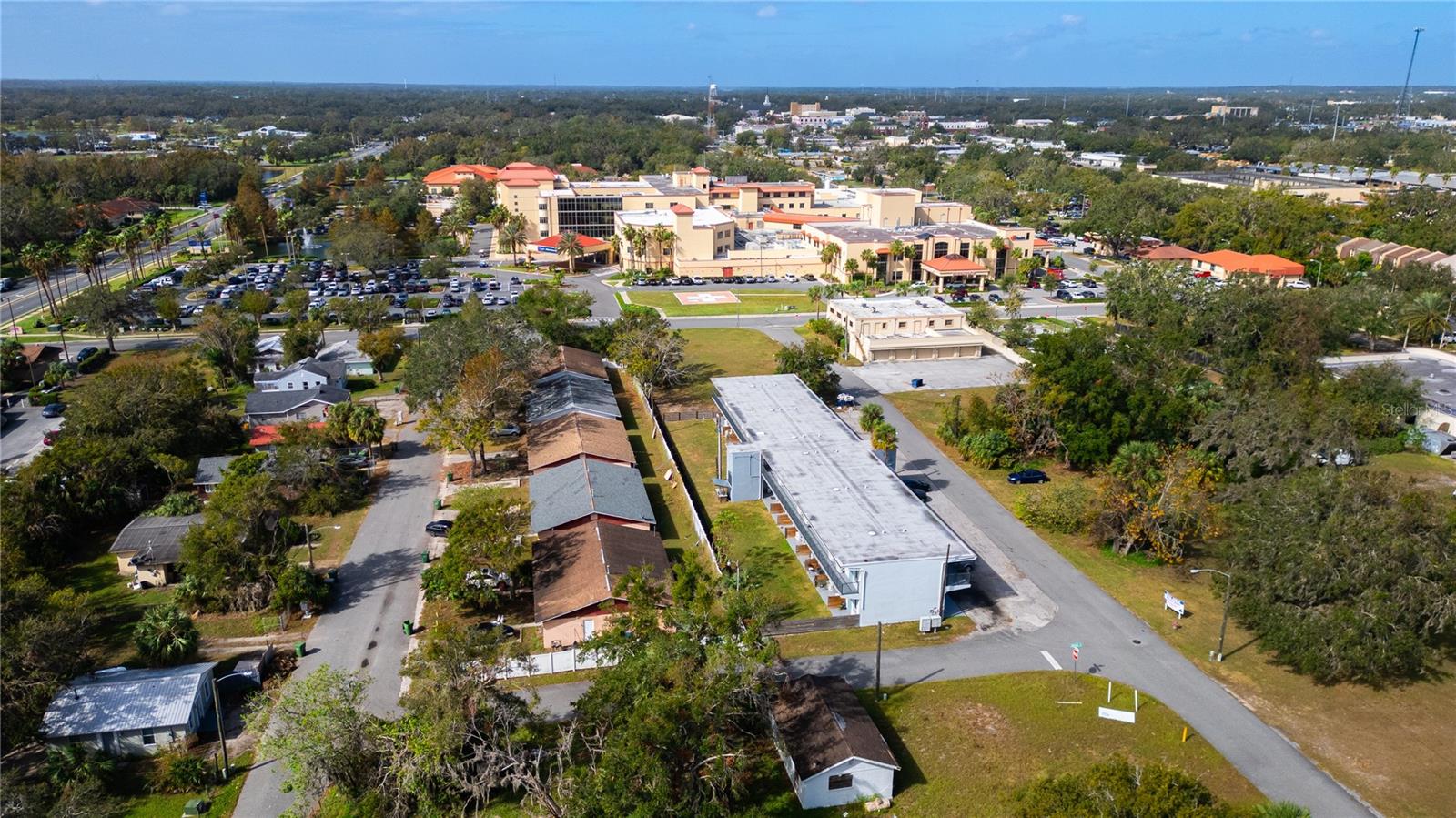 LEESBURG LINCOLN PLACE - Residential Income