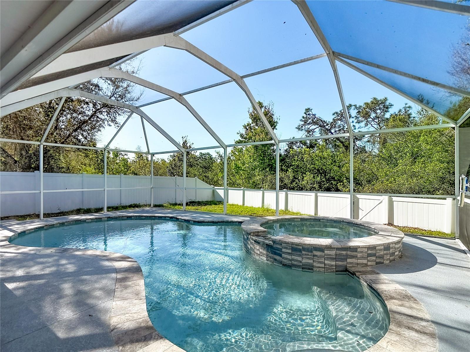 ASHLEY LAKES - Residential