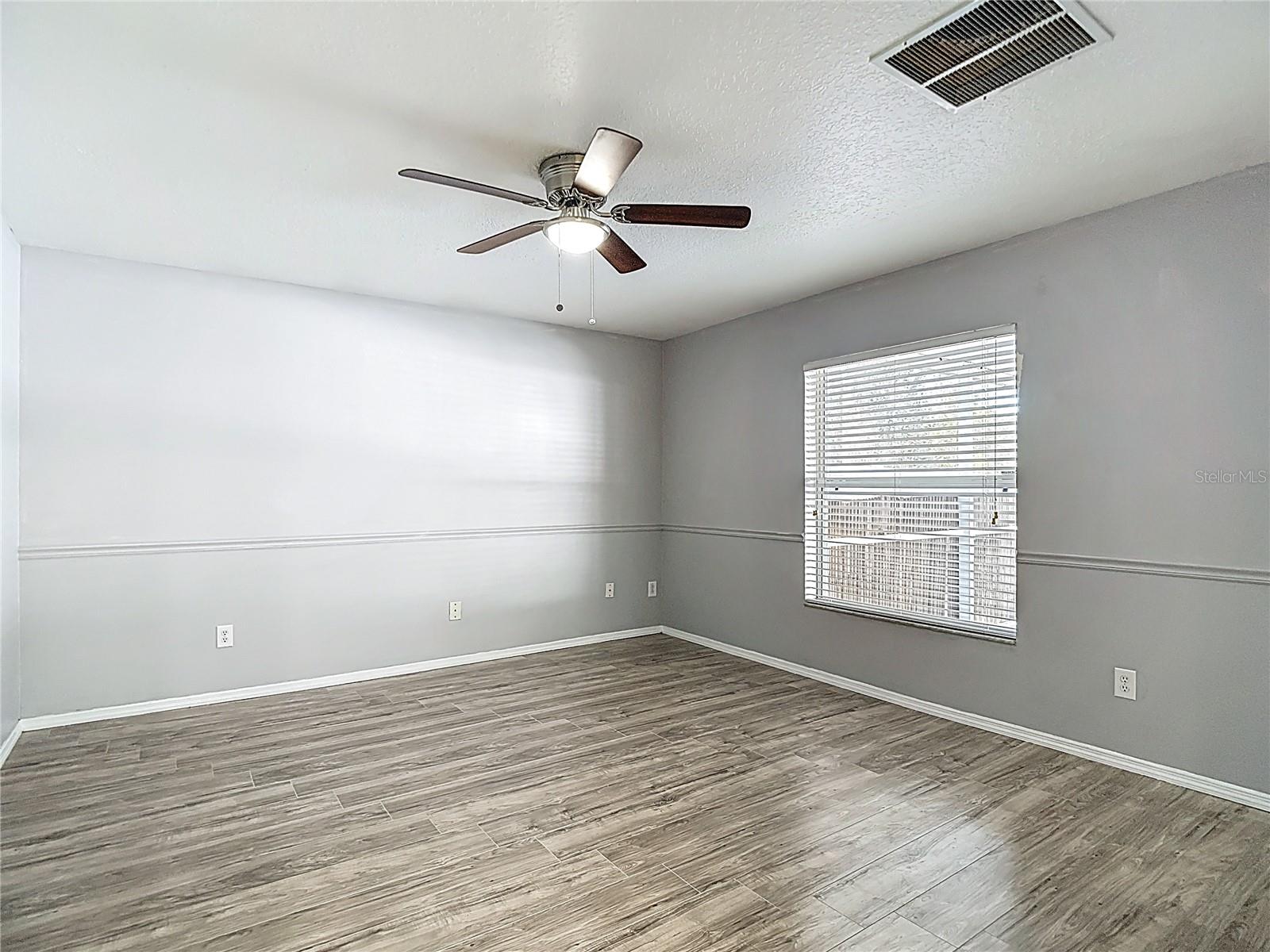 ASHLEY LAKES - Residential