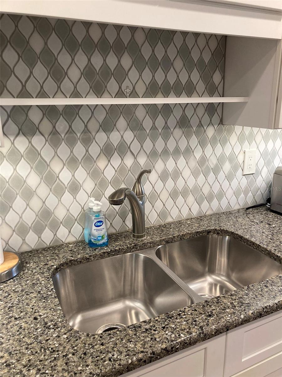 TERRACE PARK OF FIVE TOWNS - Residential