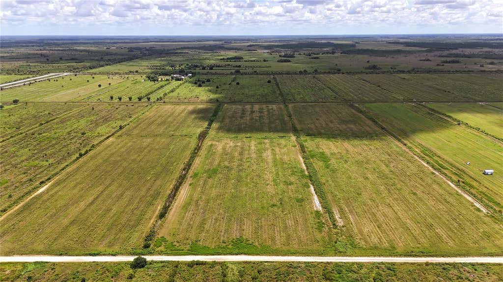Photo of 5595 1st Road, Labelle, FL 33935 (MLS # TB8537129)