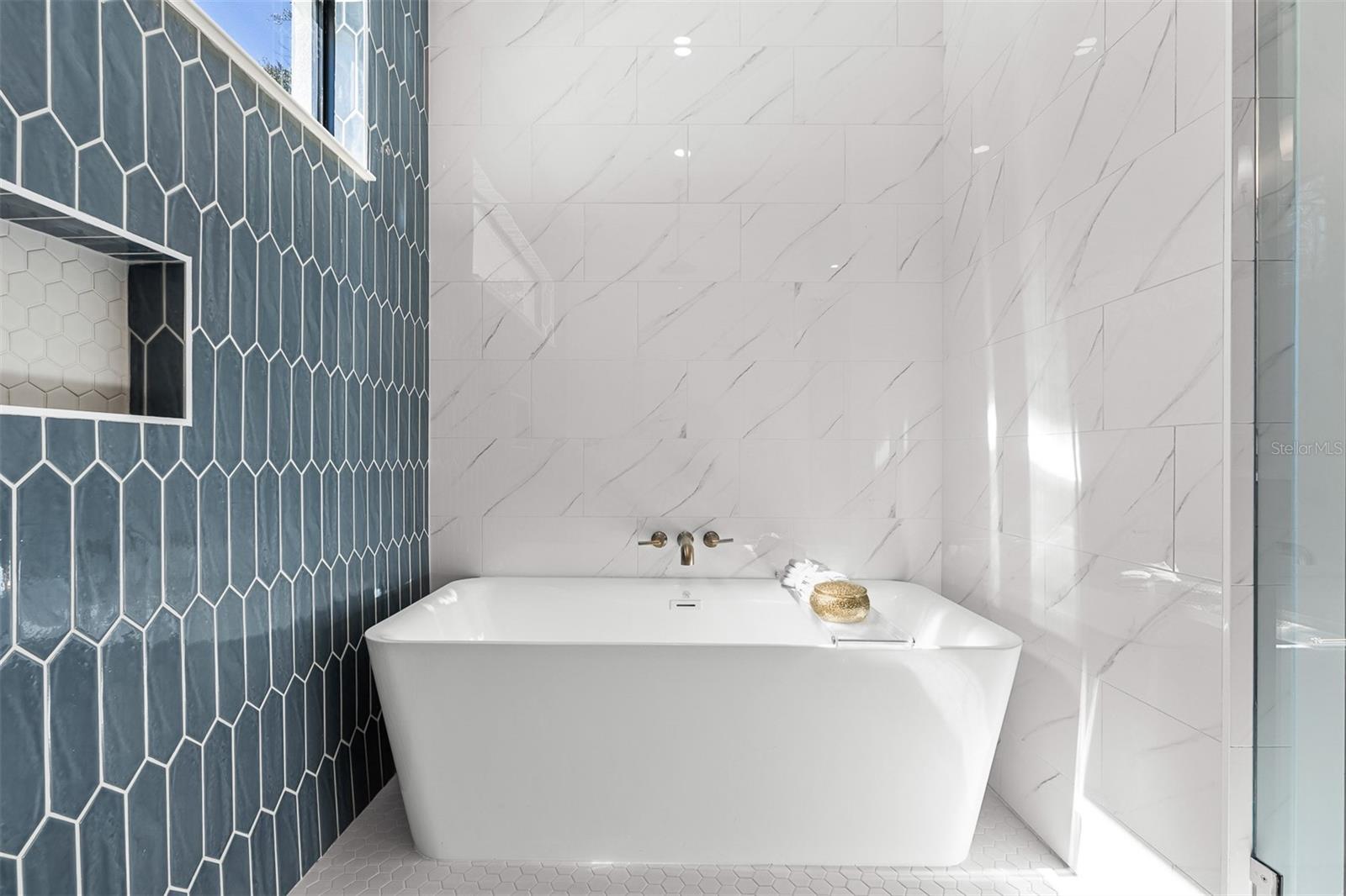 ANDERSON PARK - Residential