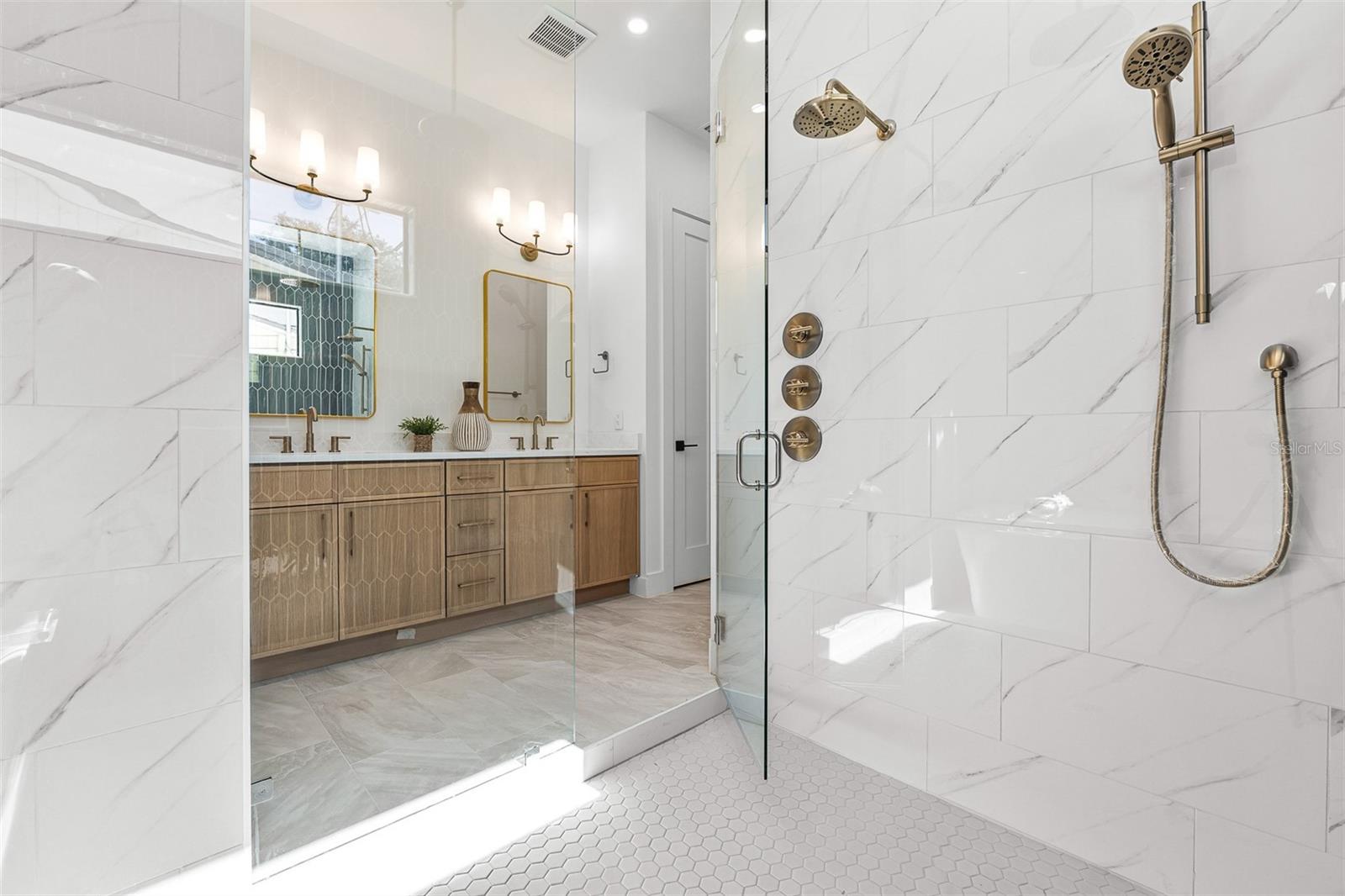 ANDERSON PARK - Residential