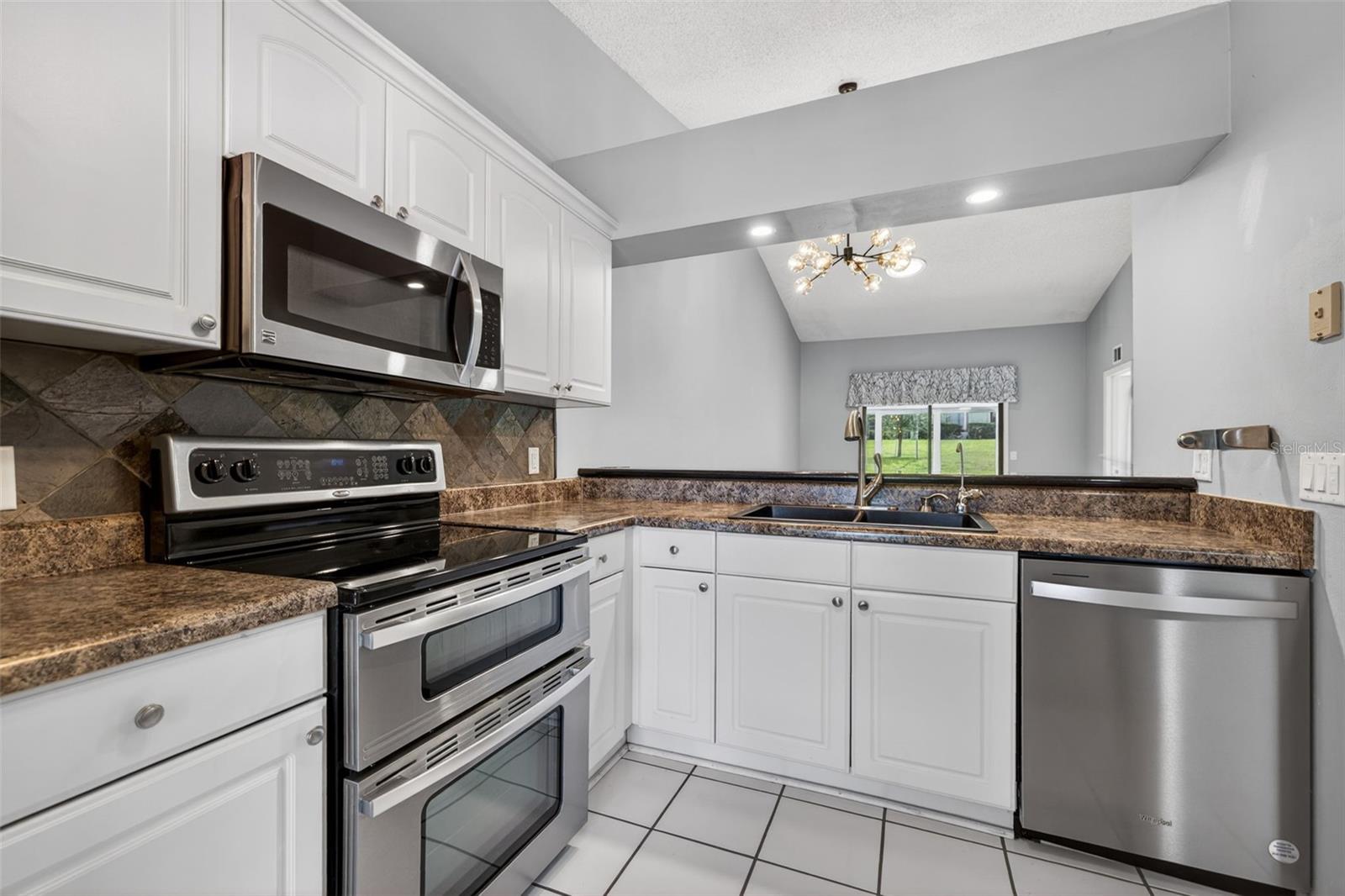 SAN CHRISTOPHER VILLAS - Residential