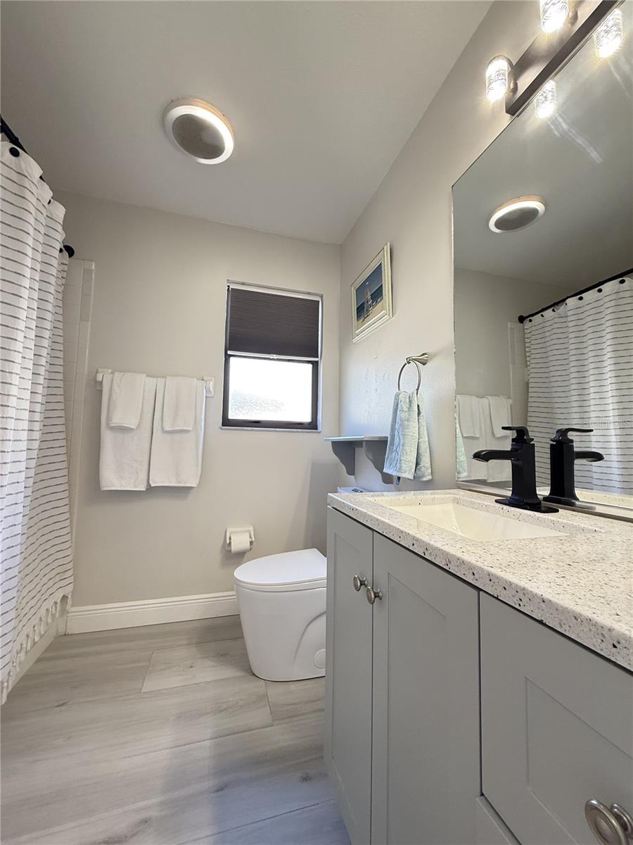 VINTAGE CREEK - Residential