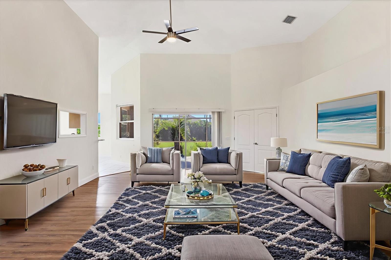 ROTONDA WEST LONG MEADOW - Residential