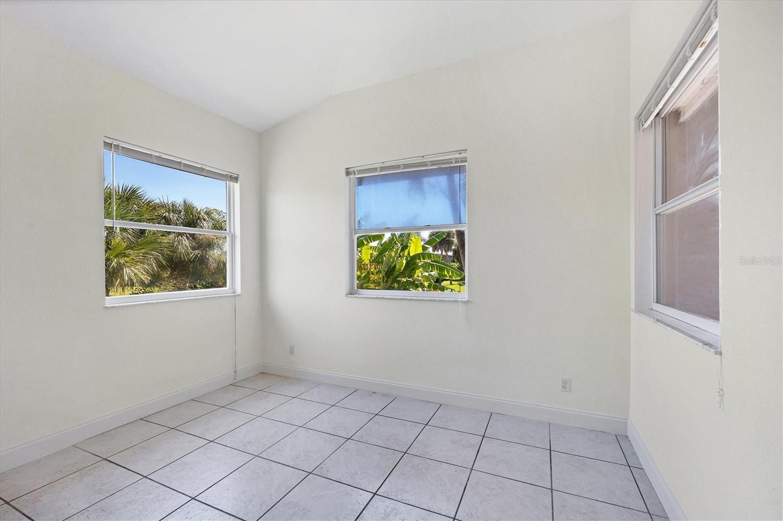 ROTONDA WEST LONG MEADOW - Residential