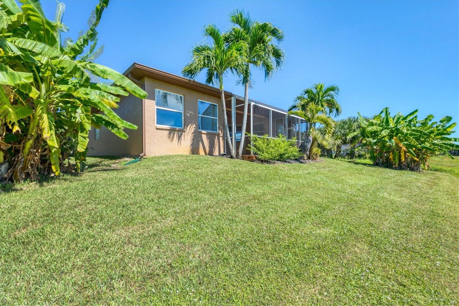 ROTONDA WEST LONG MEADOW - Residential