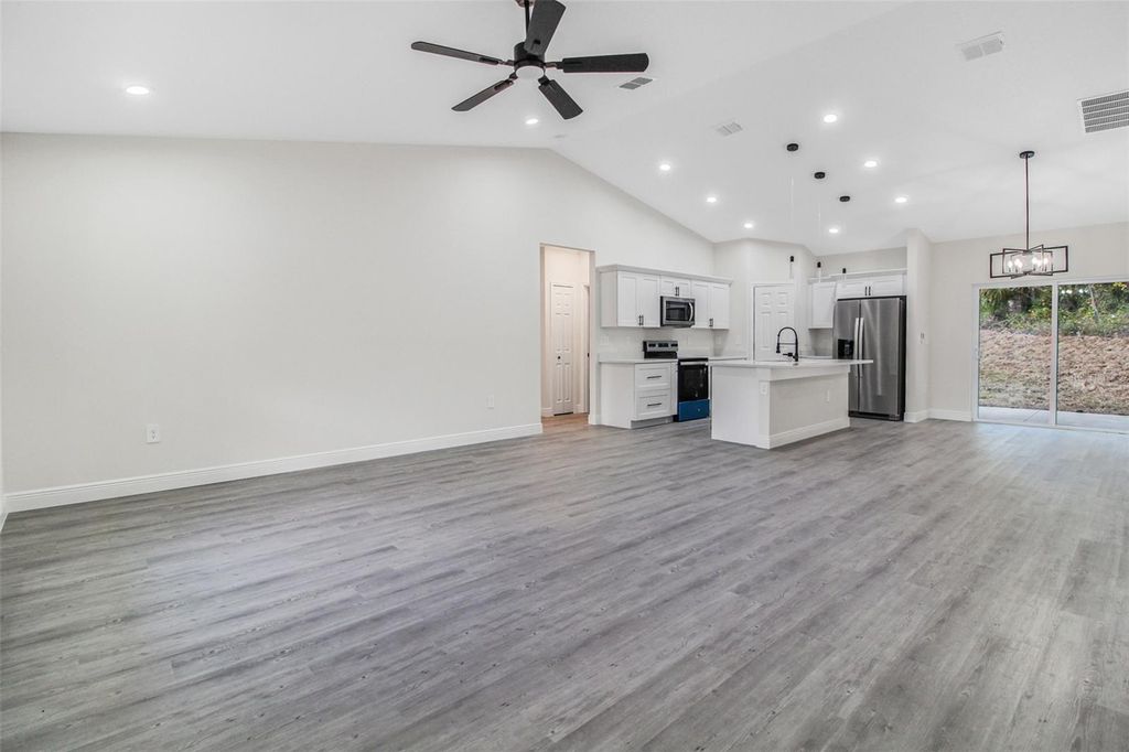 Photo of 404 Ruby Avenue, Deland, FL 32724 (MLS # V4946204)