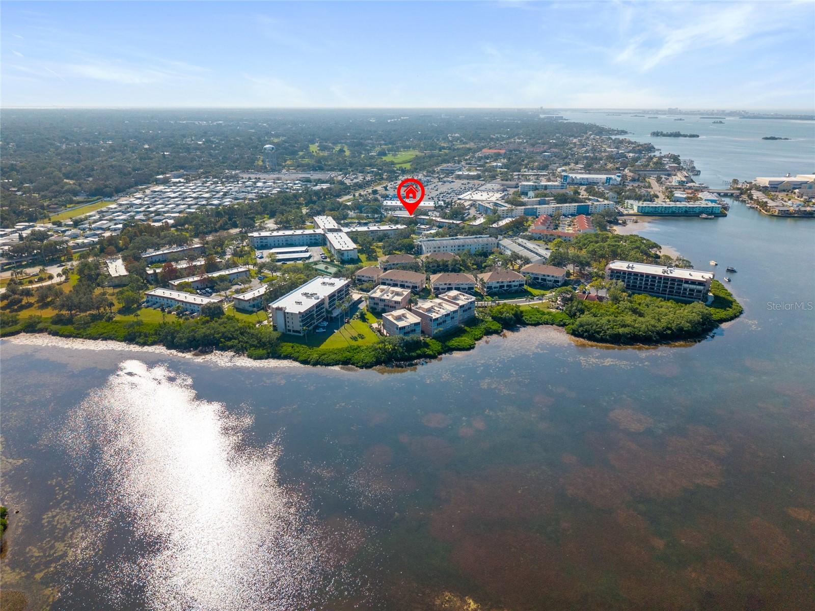 MEDITERRANEAN MANORS - Residential