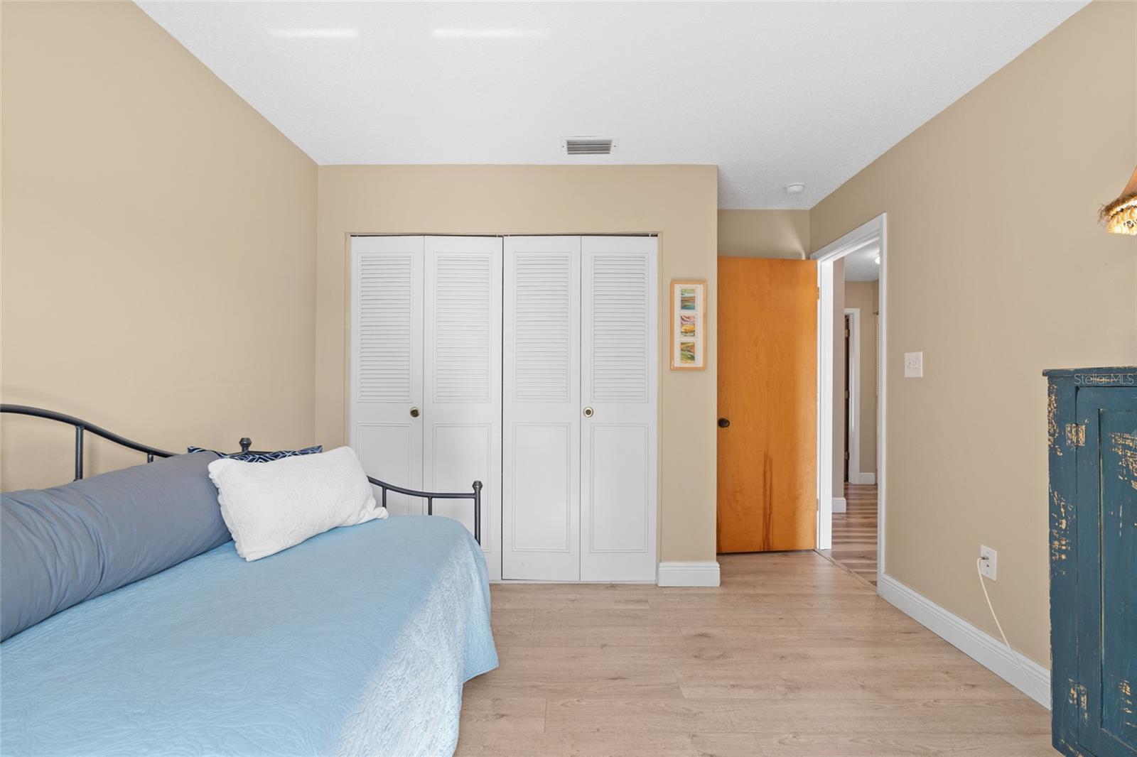 MEDITERRANEAN MANORS - Residential