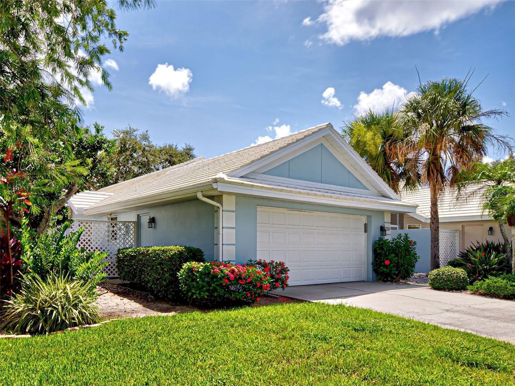 Photo of 720 Brightside Crescent Drive #11, Venice, FL 34293 (MLS # N6139576)