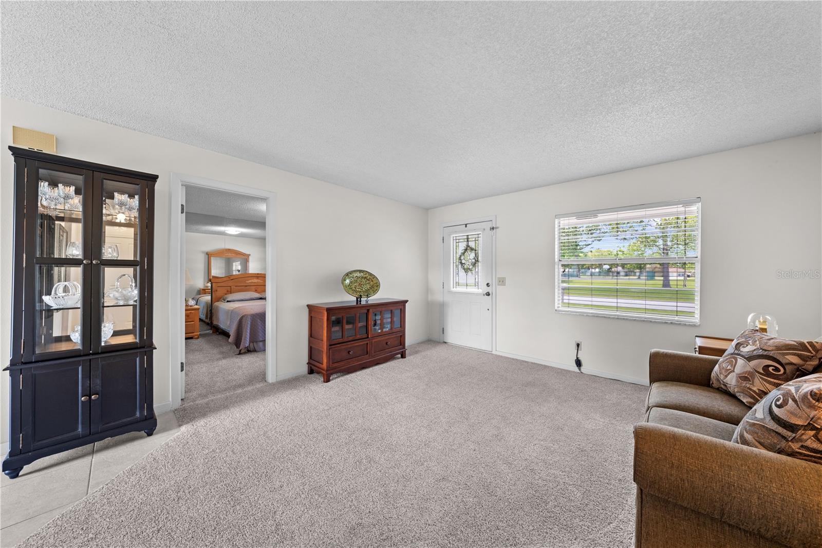 LAKEFRONT ADDN - Residential