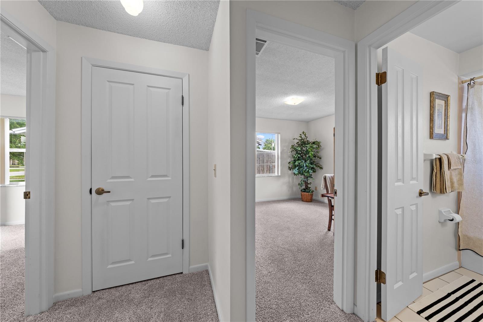 LAKEFRONT ADDN - Residential