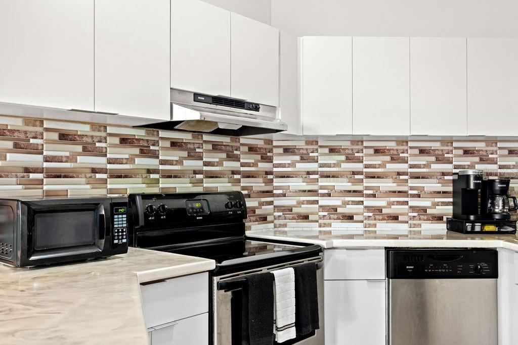 CRESCENT BEACH - Residential Lease
