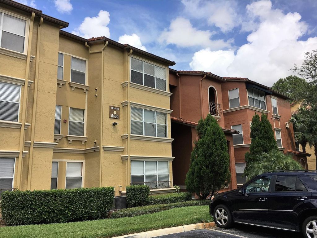 Photo of 5160 Conroy Road #1424, Orlando, FL 32811 (MLS # O6356971)