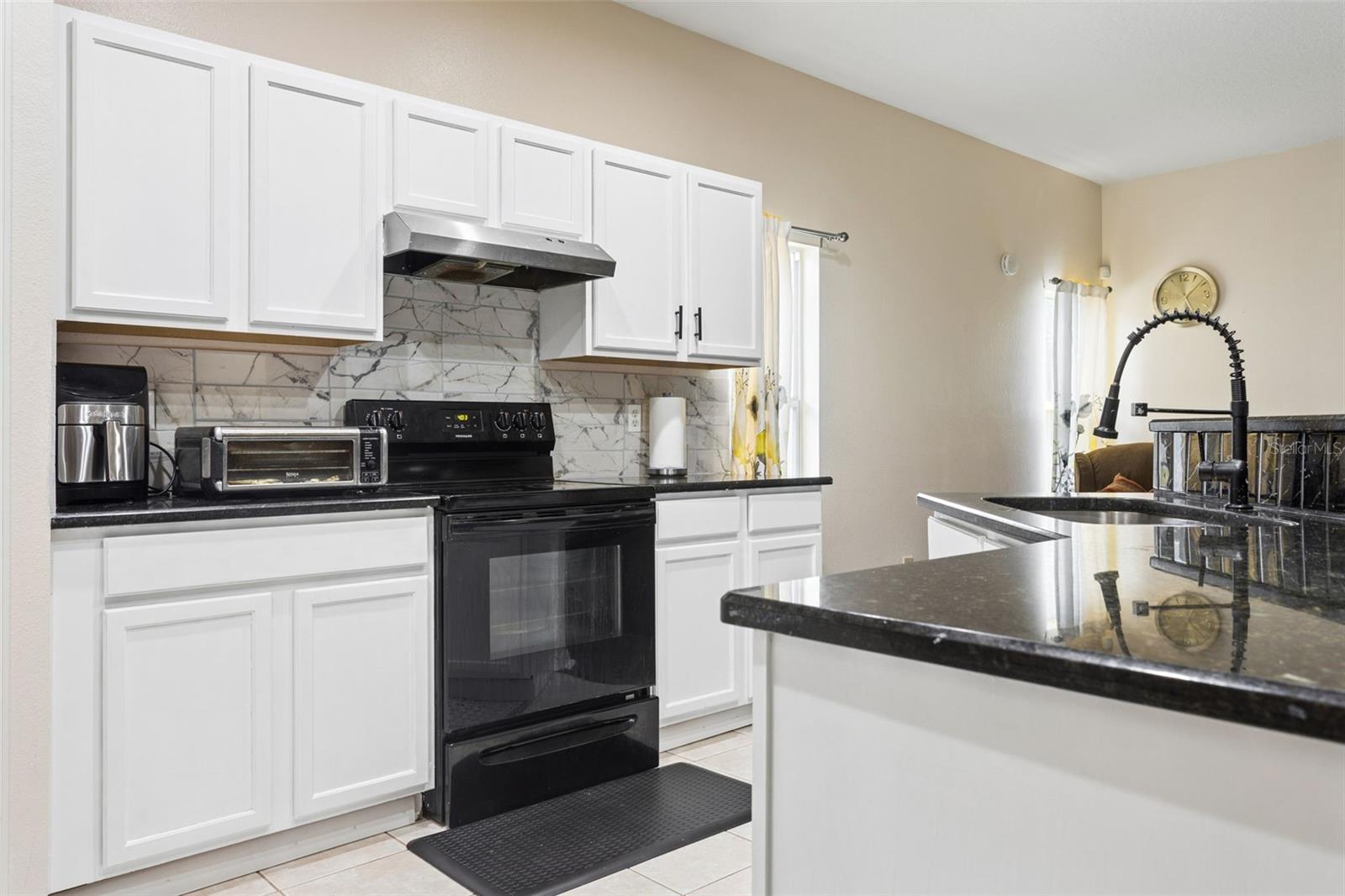 PLANTATION PALMS PH 02B - Residential