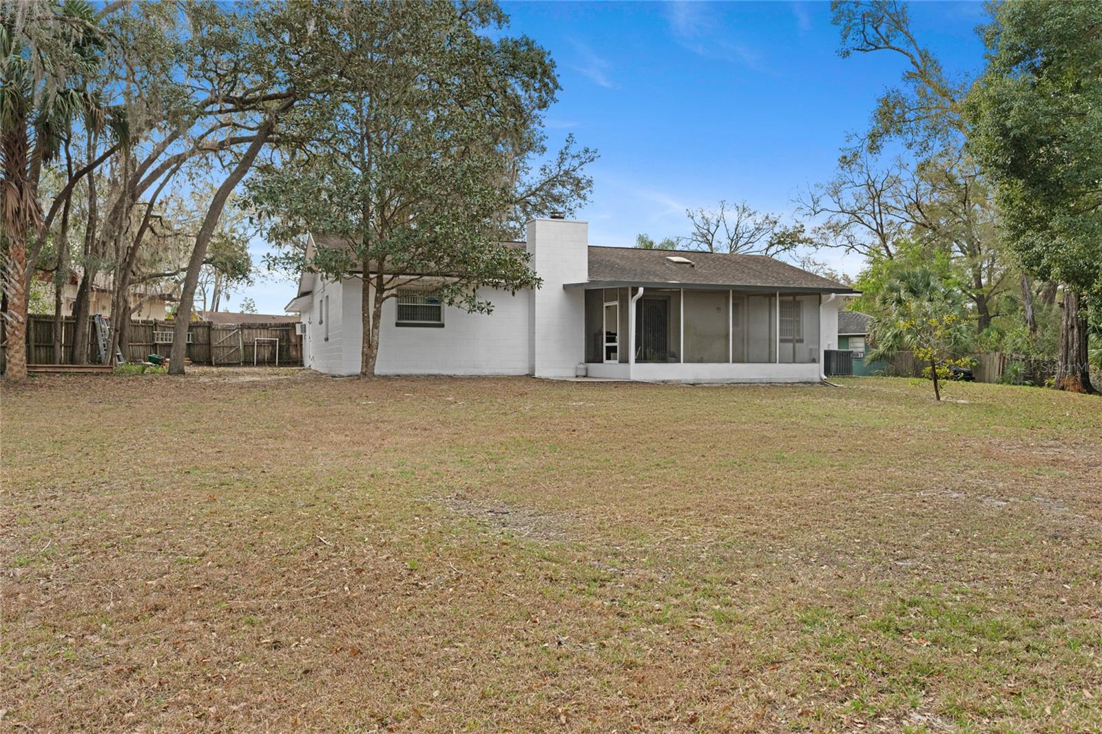 ROLLING OAKS - Residential