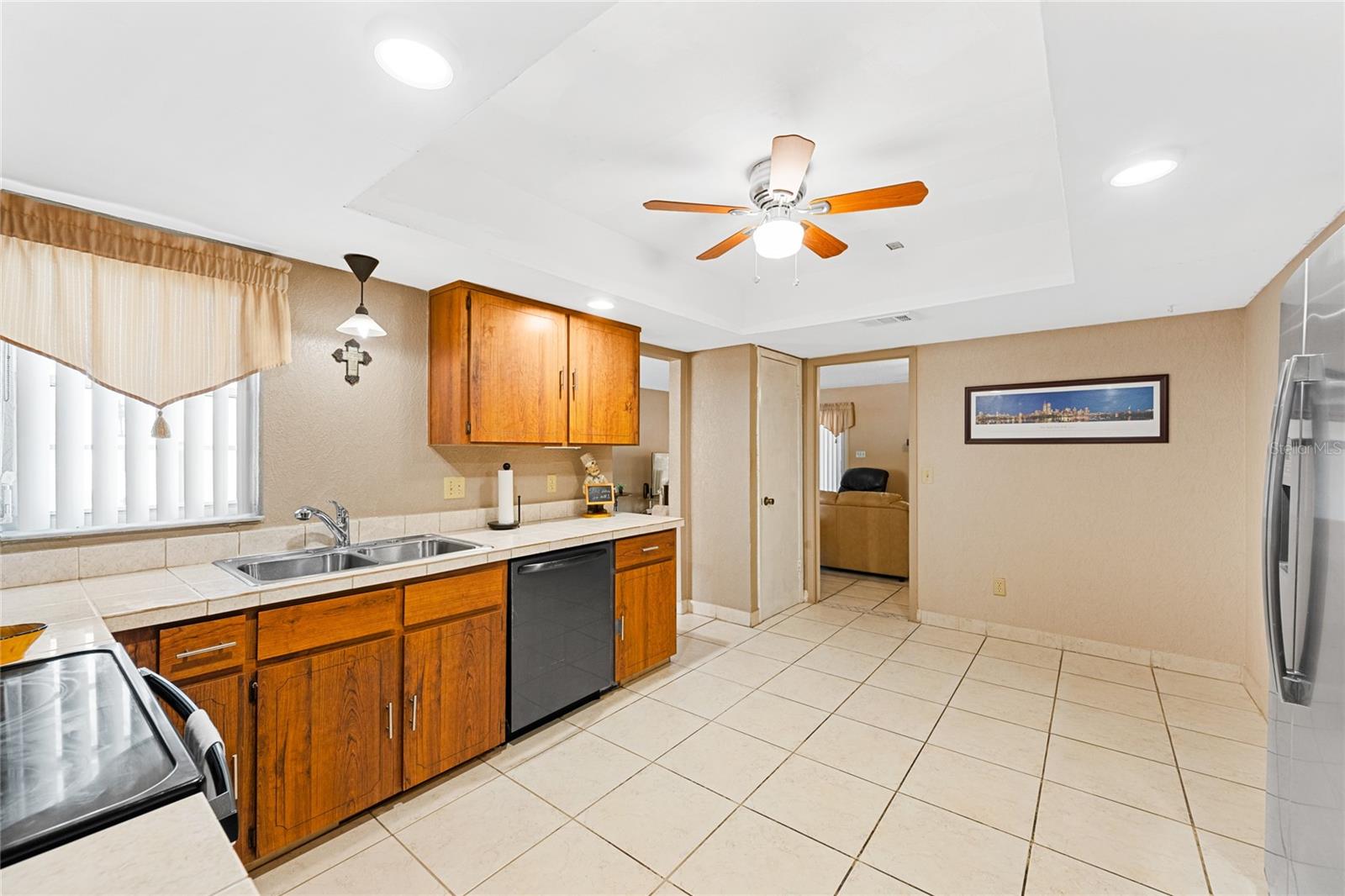 ROLLING OAKS - Residential