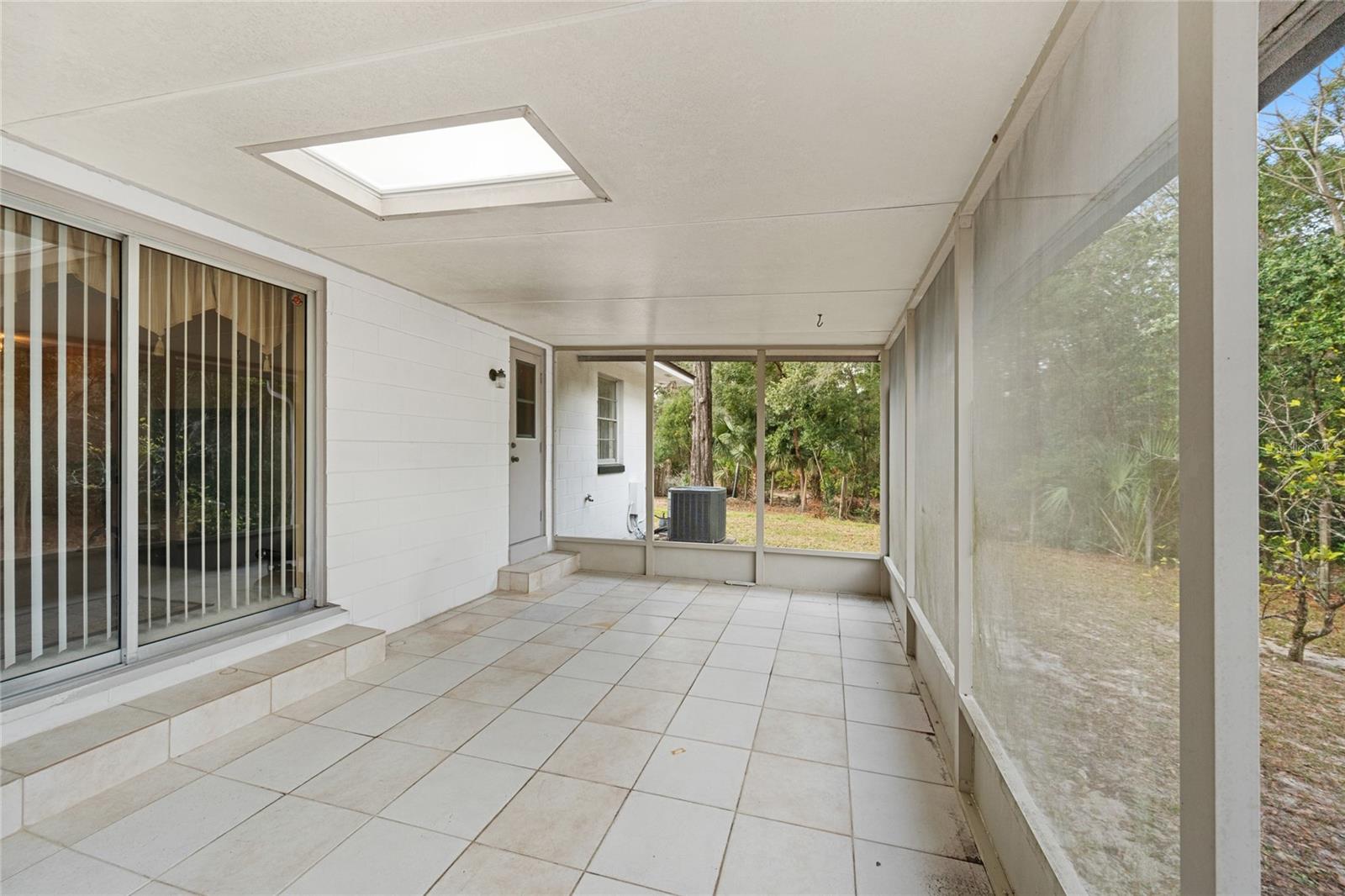 ROLLING OAKS - Residential