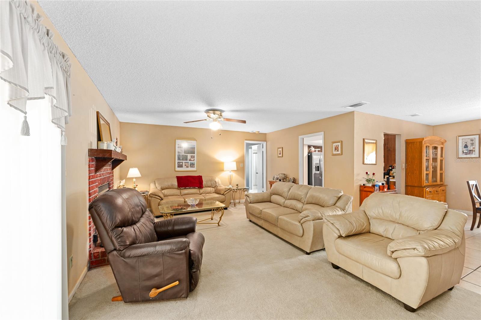 ROLLING OAKS - Residential