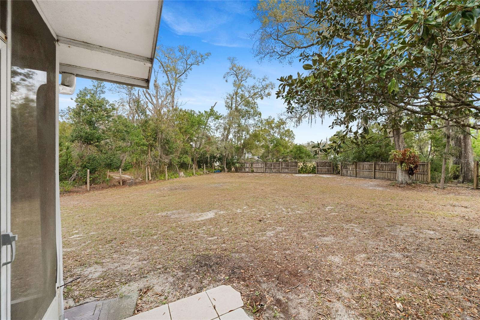 ROLLING OAKS - Residential