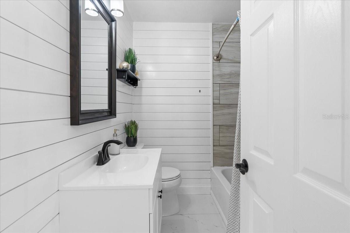 KENNETH CITY - Residential